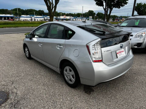 2010 Toyota Prius III