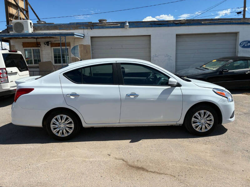 2019 Nissan Versa SV