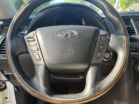 2014 Infiniti QX80