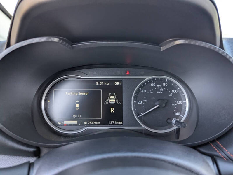 2025 Nissan Versa SR