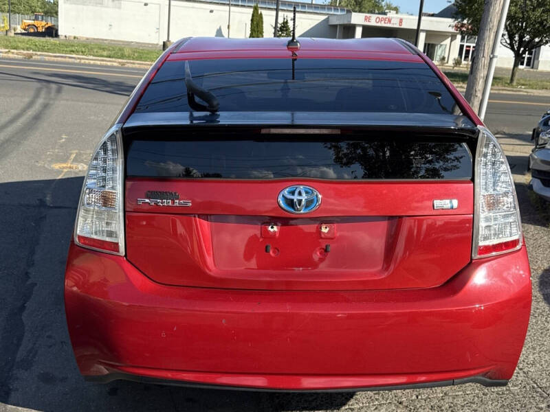 2010 Toyota Prius III