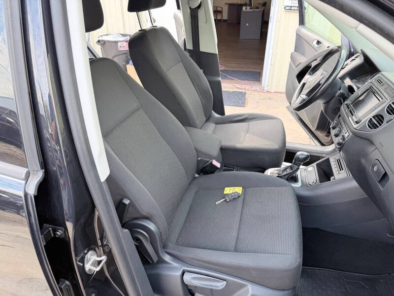 2017 Volkswagen Tiguan 2.0T Limited S