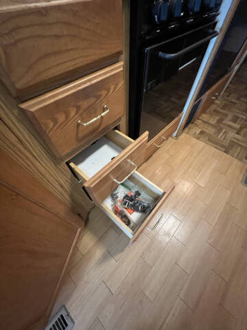 2000 Winnebago Adventurer