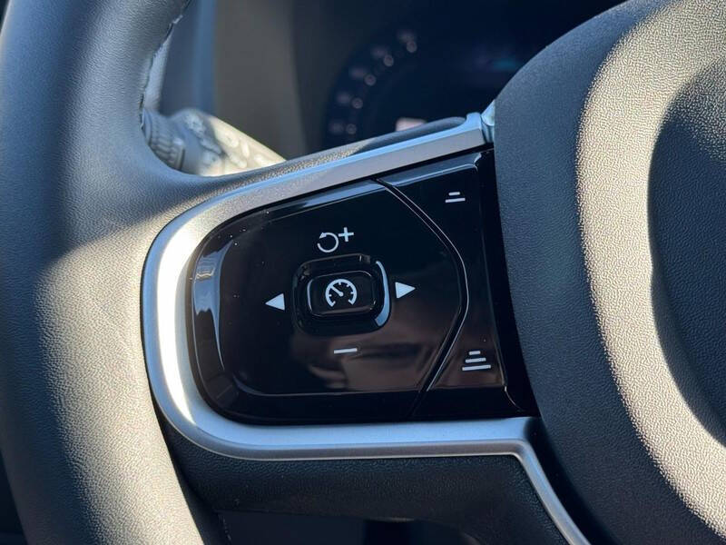 2026 Volvo XC90 B6 Plus 7P