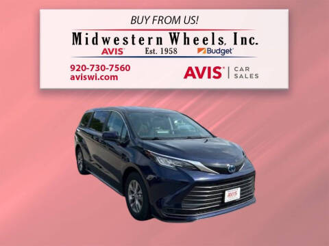 2023 Toyota Sienna LE 8-Passenger