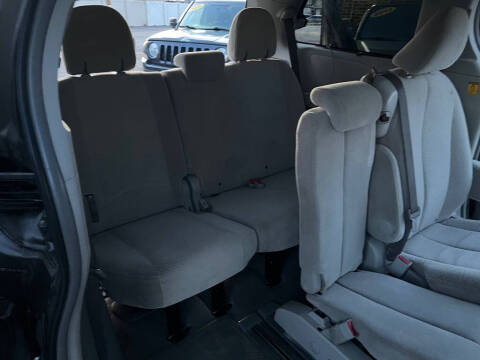 2011 Toyota Sienna
