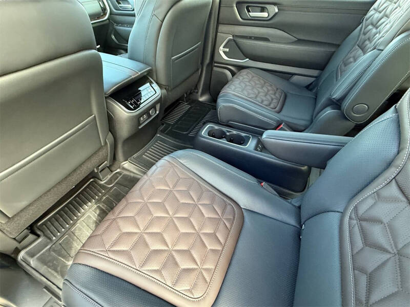 2025 Nissan Armada Platinum Reserve