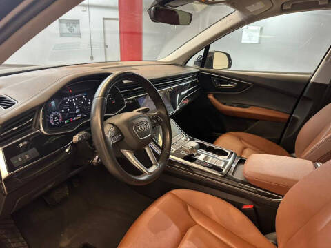 2023 Audi Q7 quattro Premium 55 TFSI