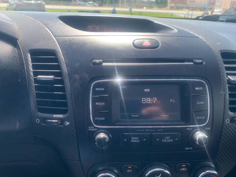 2016 Kia Forte5