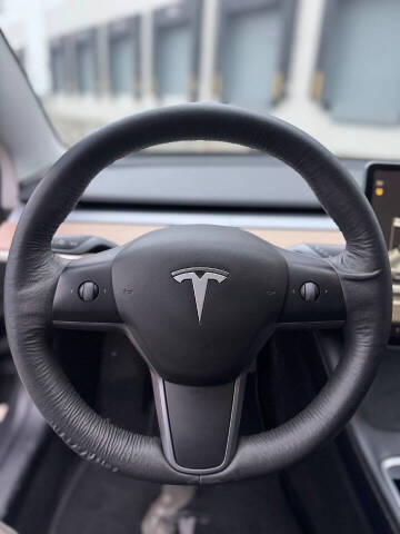 2021 Tesla Model 3 Standard Range Plus