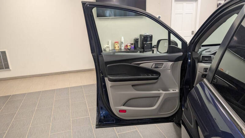 2017 Honda Pilot EX