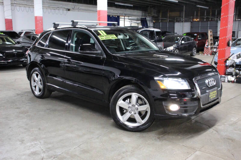 2011 Audi Q5 2.0T quattro Premium Plus