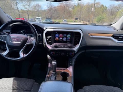 2017 GMC Acadia SLE-2