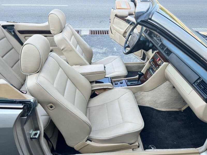 1995 Mercedes-Benz E-Class E 320