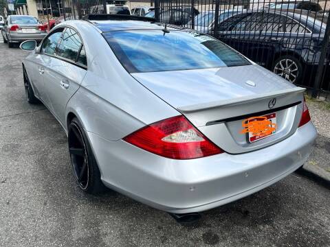 2006 Mercedes-Benz CLS for sale at Advantage Auto Brokers in Hasbrouck Heights NJ