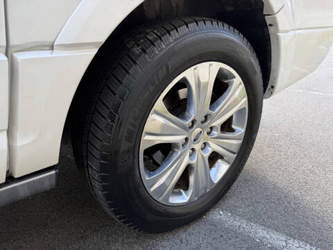 2017 Ford Expedition EL Platinum