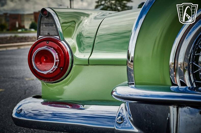 1956 Ford Thunderbird