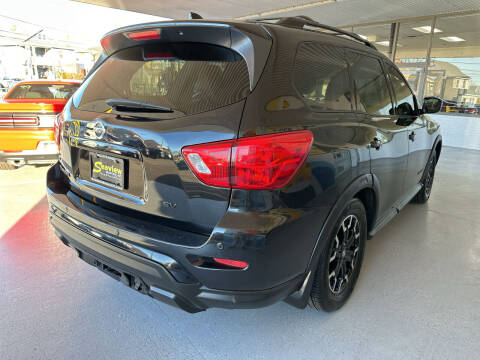 2020 Nissan Pathfinder SV