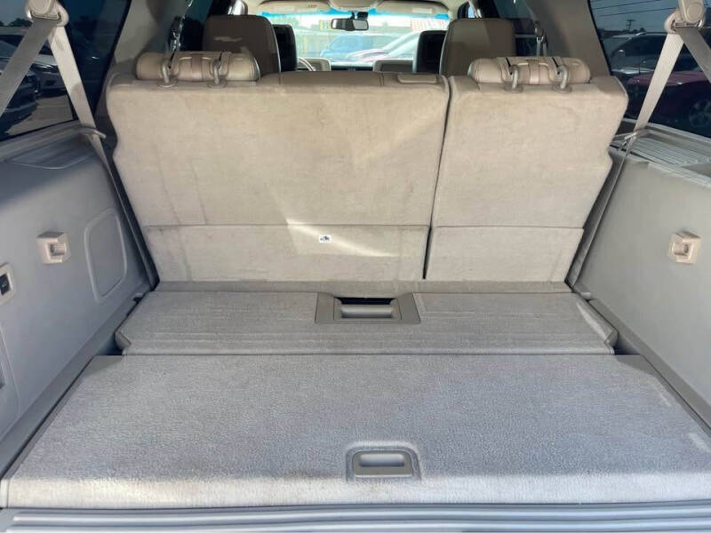 2011 Lincoln Navigator L