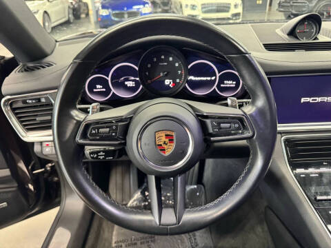 2022 Porsche Panamera