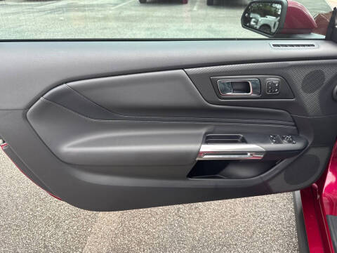 2025 Ford Mustang EcoBoost Premium