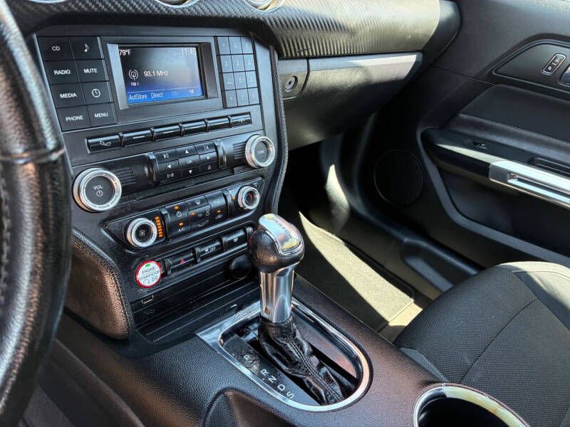 2015 Ford Mustang V6