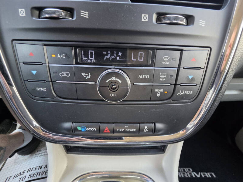 2011 Dodge Grand Caravan Crew