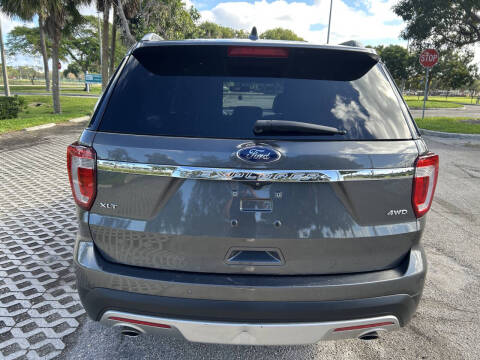 2016 Ford Explorer XLT