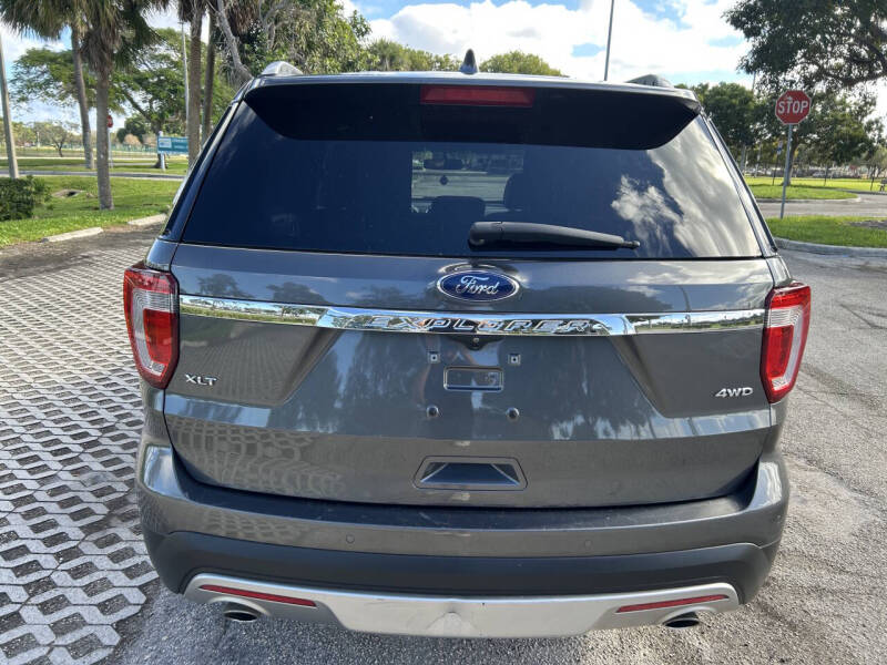 2016 Ford Explorer XLT