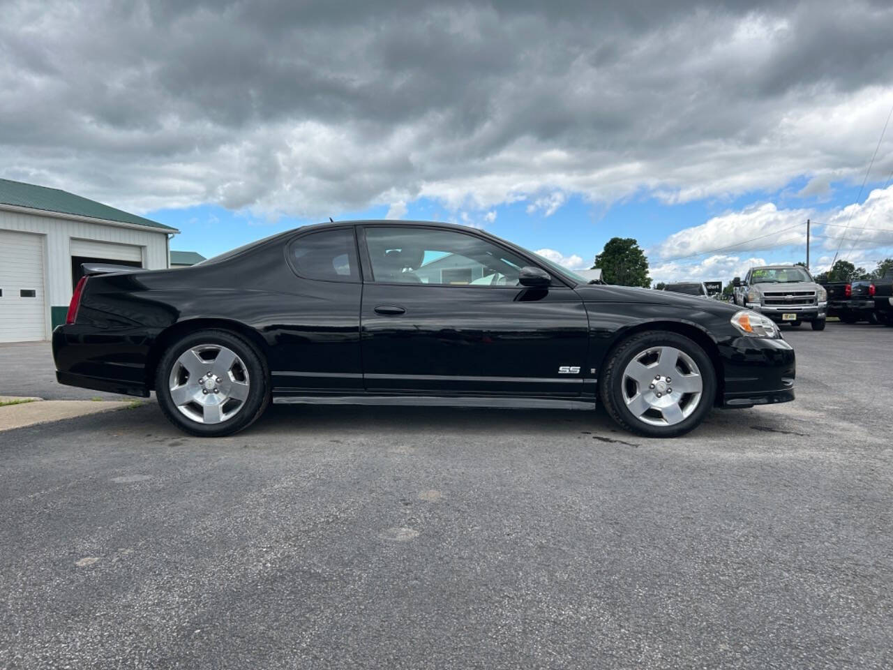 2007 Chevrolet Monte Carlo for sale at Upstate Auto Gallery in Westmoreland, NY