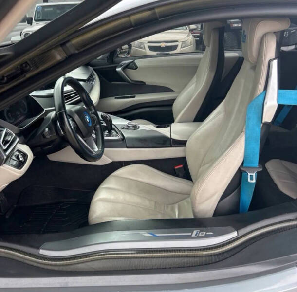 2014 BMW i8