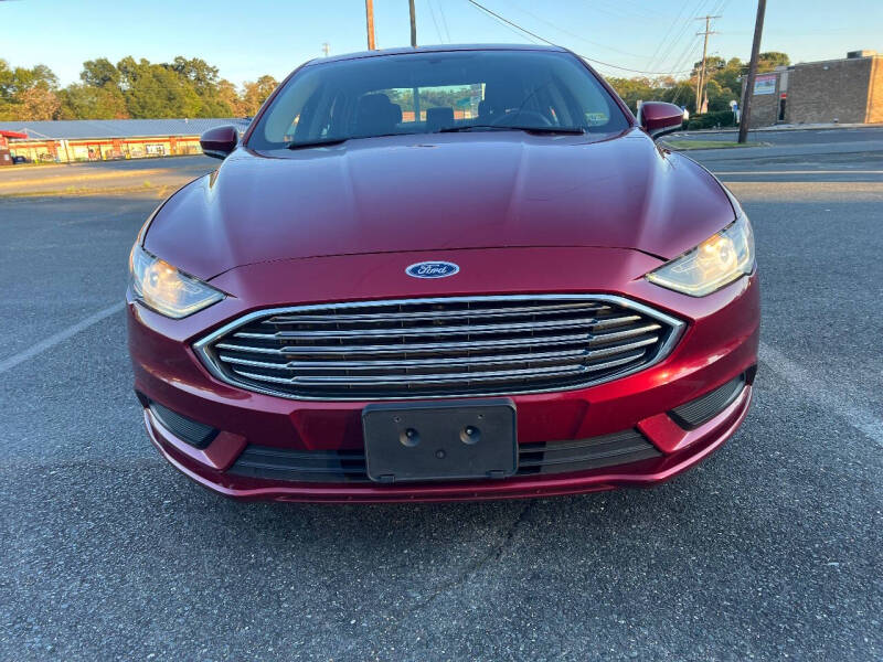 2017 Ford Fusion Hybrid SE photo 10