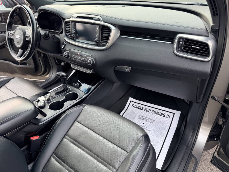 2016 Kia Sorento SX Limited V6