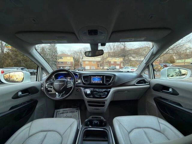 2018 Chrysler Pacifica Touring L