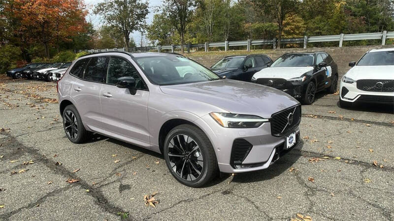 2026 Volvo XC60 B5 Plus