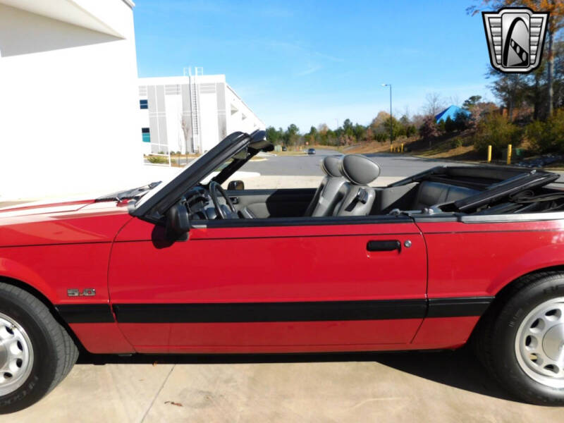 1989 Ford Mustang LX 5.0