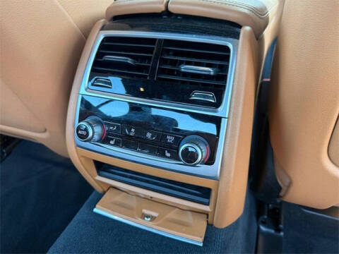 2022 BMW 7 Series 740i