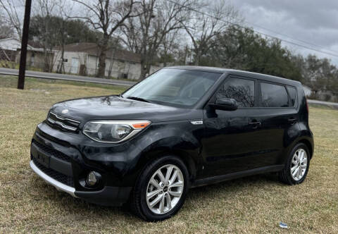 2019 Kia Soul +