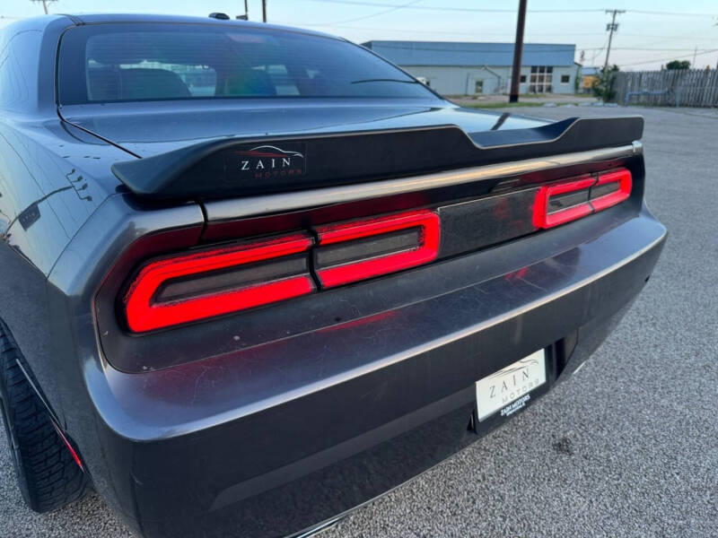 2014 Dodge Challenger SXT