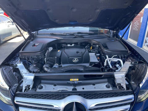 2019 Mercedes-Benz GLC GLC 300