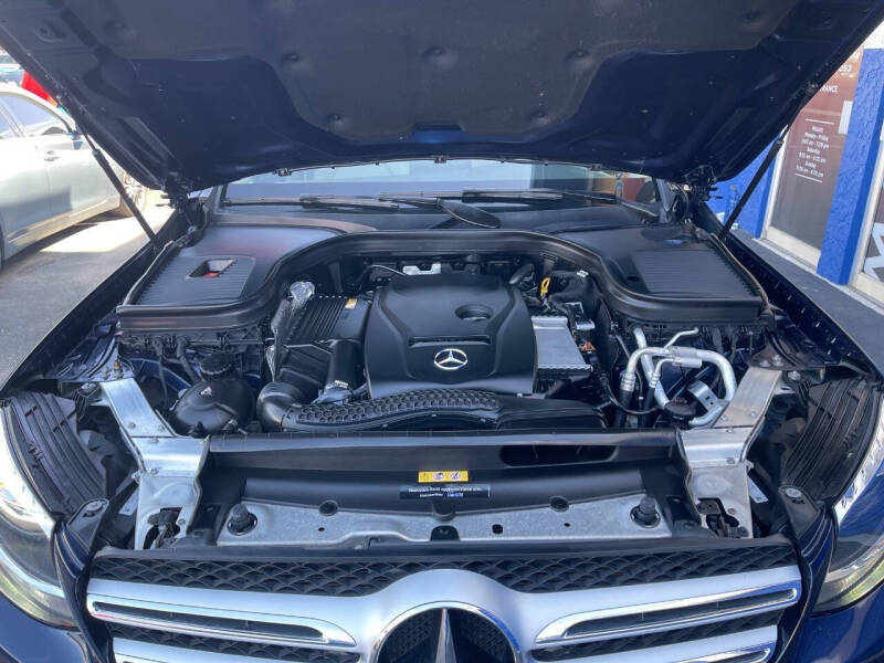 2019 Mercedes-Benz GLC GLC 300