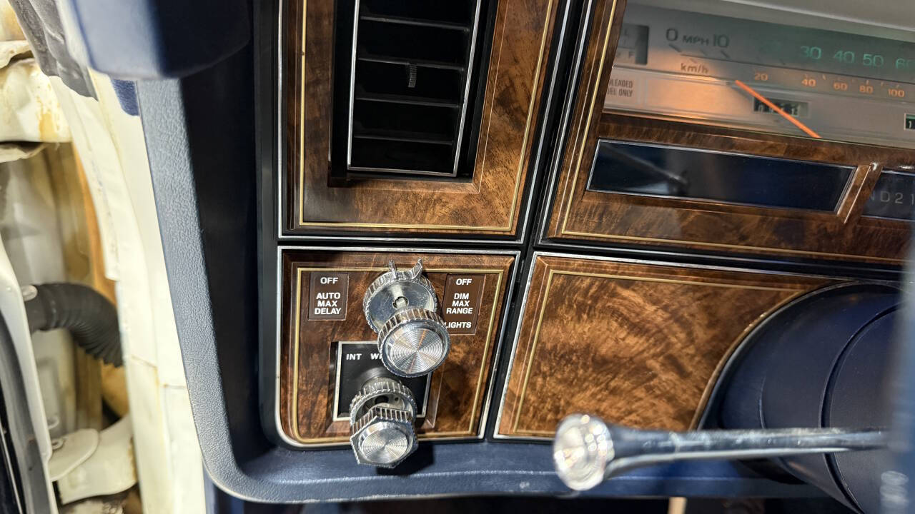 1979 Lincoln Continental 54