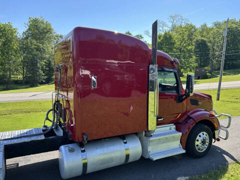 2015 Peterbilt 579 Sleeper Tractor
