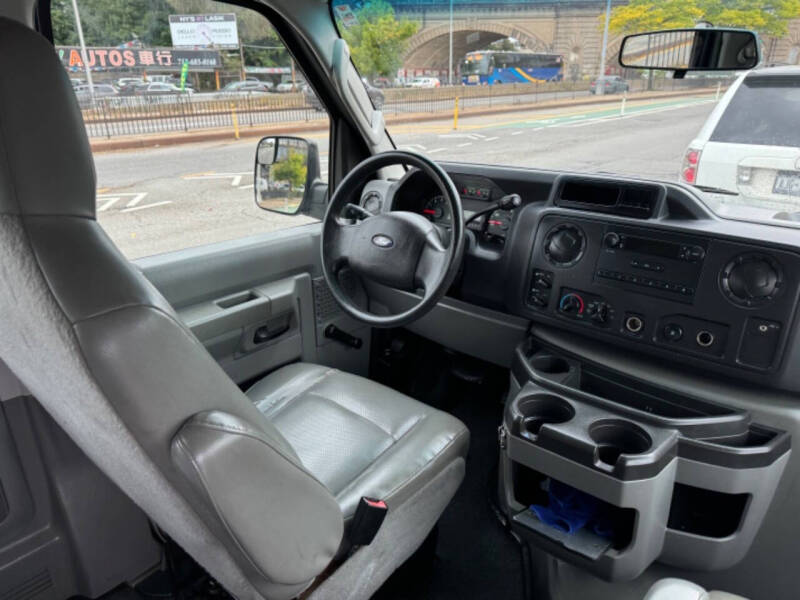 2012 Ford E-Series E-150 XL