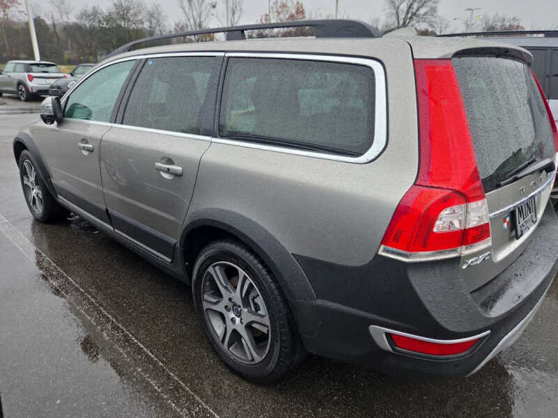 2015 Volvo XC70 T6