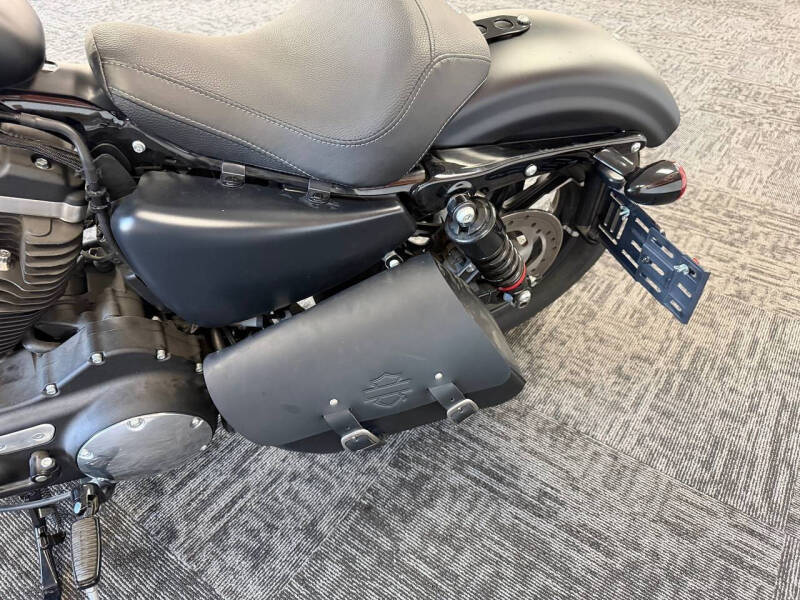 2022 Harley-Davidson Iron 883