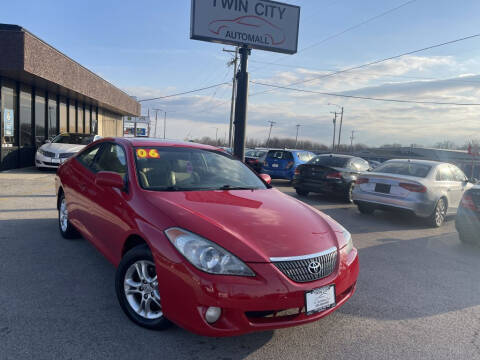 2006 Toyota Camry Solara for sale at TWIN CITY AUTO MALL in Bloomington IL