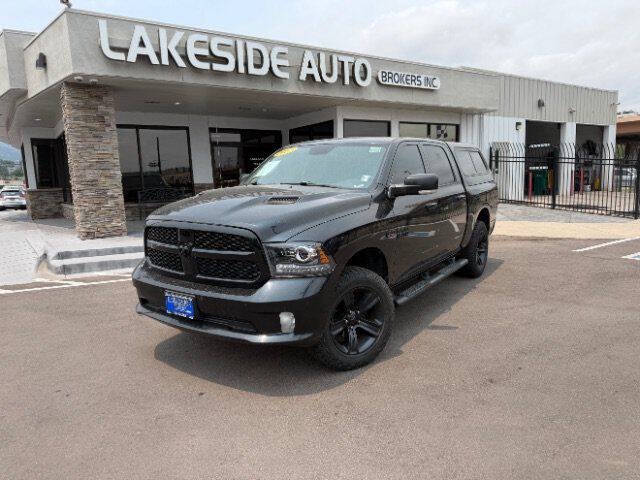 2017 RAM 1500 Night 4x4 Crew Cab 5'7's photo