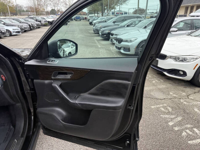 2017 Jaguar F-PACE S