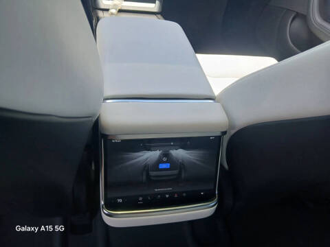 2023 Tesla Model S Plaid